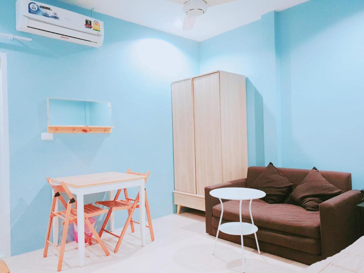 Near Boxing Center, 1br Apartment, Sofa Bed, Wifi Apartment Chalong